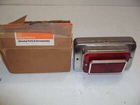 68014-74 Harley-davidson Vintage Nos Snowmobile Tail Light Assy Y440 Y398