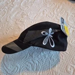 Ski-doo Women's One Size Black & White Adjustable Back Muskoka Cap Nwt. Fixed Price $25.00.